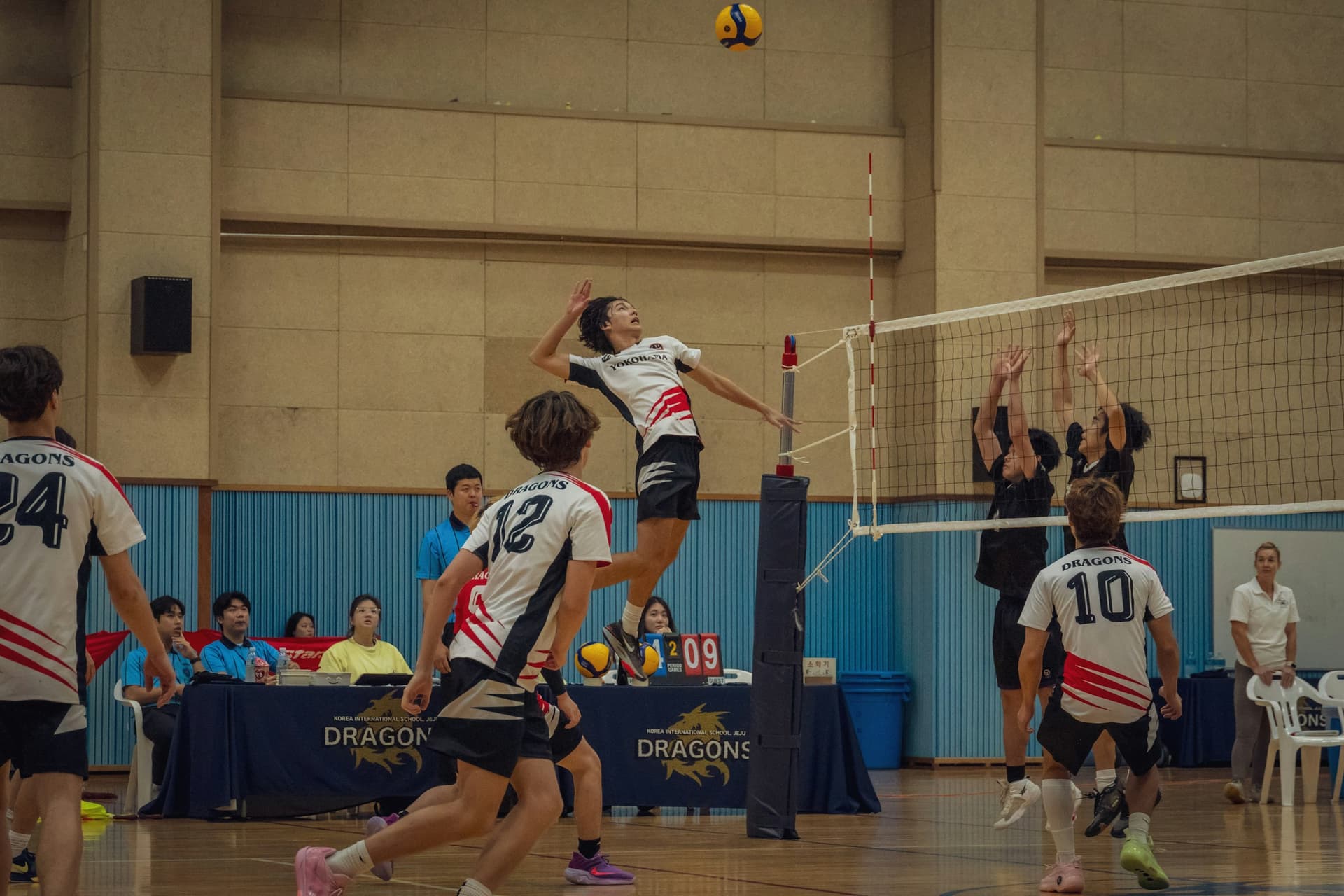 TXVA athletes competing on the volleyball court